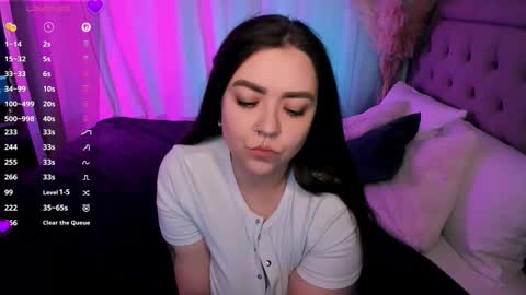 Your girlfriend online show from March 5, 11:01 pm