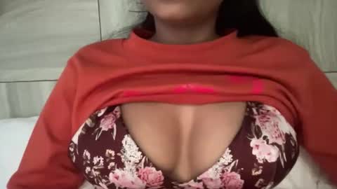 Snapshot of ashukhushi2022 chatting on October 26, 3:23 am khushi online show from October 26, 3:23 am