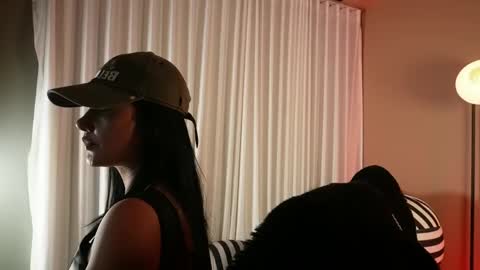 Snapshot of asia_25_ chatting on June 2, 4:14 am PAO online show from June 2, 4:14 am