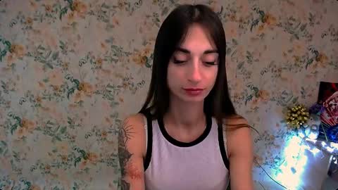 Snapshot of asia_n_ chatting on December 17, 10:12 am asia_n_ online show from December 17, 10:12 am