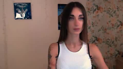 Snapshot of asia_n_ chatting on October 25, 8:33 am asia_n_ online show from October 25, 8:33 am