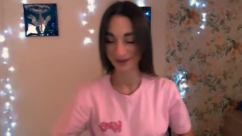 Snapshot of asia_n_ chatting on December 4, 7:28 am asia_n_ online show from December 4, 7:28 am