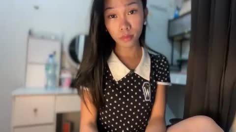 Marj online show from April 10, 1:49 pm