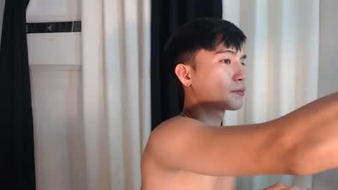 Snapshot of asian_cutiebaexx chatting on October 15, 9:42 am Pat online show from October 15, 9:42 am