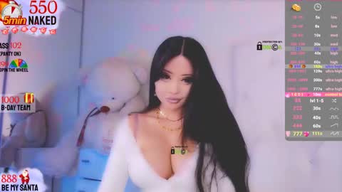 Snapshot of asian_gf chatting on December 21, 6:52 am usually start stream about 10 pm PST 1 am EST online show from December 21, 6:52 am