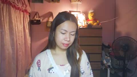 Snapshot of asian_llory chatting on February 6, 12:04 am asian_llory online show from February 6, 12:04 am