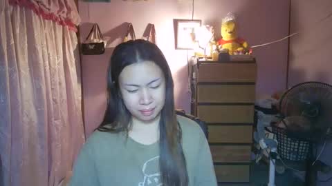 Snapshot of asian_llory chatting on February 6, 12:30 pm asian_llory online show from February 6, 12:30 pm