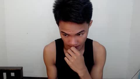 asian_lover05 online show from November 30, 6:45 pm