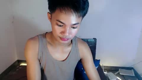 asian_lover05 online show from March 23, 4:44 pm