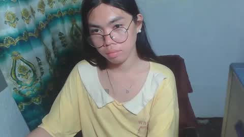 Snapshot of asian_rhean chatting on February 22, 8:50 am Rhean online show from February 22, 8:50 am