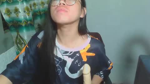 Snapshot of asian_rhean chatting on March 5, 3:07 pm Rhean online show from March 5, 3:07 pm