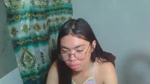 Snapshot of asian_rhean chatting on March 7, 8:22 pm Rhean online show from March 7, 8:22 pm