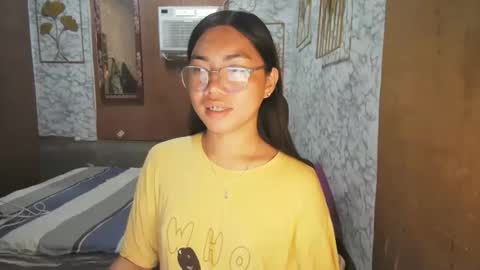 Snapshot of asian_rhean chatting on October 14, 11:05 pm Rhean online show from October 14, 11:05 pm