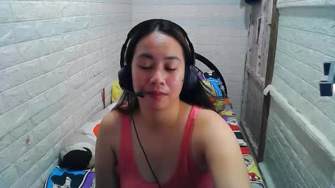 Snapshot of asian_sexydimples chatting on November 23, 1:38 am Trixie online show from November 23, 1:38 am
