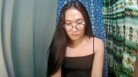 Snapshot of asian_shangxxx chatting on December 5, 12:03 pm asian_shangxxx online show from December 5, 12:03 pm