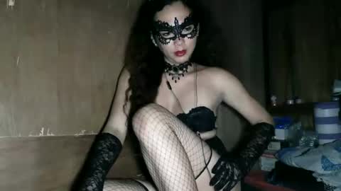 Snapshot of asian_slutashley chatting on December 2, 7:20 pm asian_slutashley online show from December 2, 7:20 pm