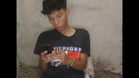 Isan online show from February 8, 2:09 pm