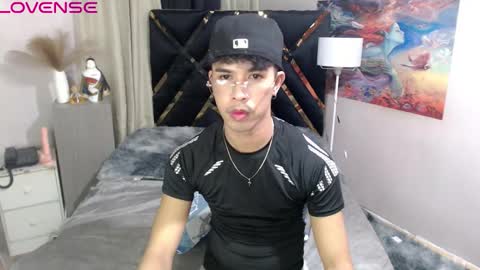 Snapshot of asiancum_peter chatting on September 16, 11:11 am asiancum_peter online show from September 16, 11:11 am