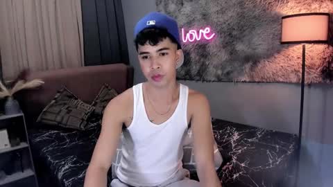 Snapshot of asiancum_peter chatting on September 27, 11:26 am asiancum_peter online show from September 27, 11:26 am