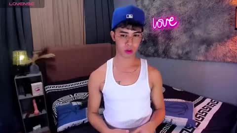 Snapshot of asiancum_peter chatting on October 16, 10:16 am asiancum_peter online show from October 16, 10:16 am