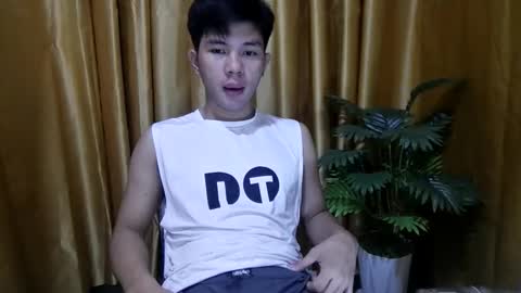 asianjay_hunks online show from December 18, 4:13 pm