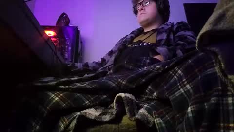 Snapshot of asianloverxxx_x chatting on December 1, 11:15 am asianloverxxx_x online show from December 1, 11:15 am