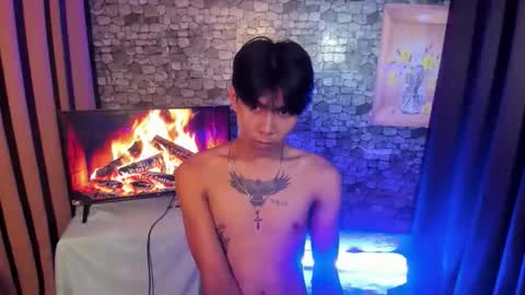 mark online show from October 27, 4:33 pm