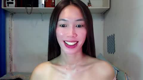 Snapshot of asianqt19 chatting on October 1, 8:42 am J A D E online show from October 1, 8:42 am