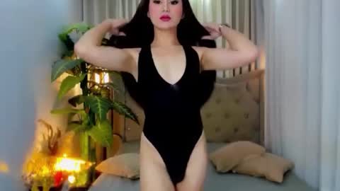 Snapshot of asiansexhunter chatting on October 24, 2:57 pm Ms. MONICA online show from October 24, 2:57 pm