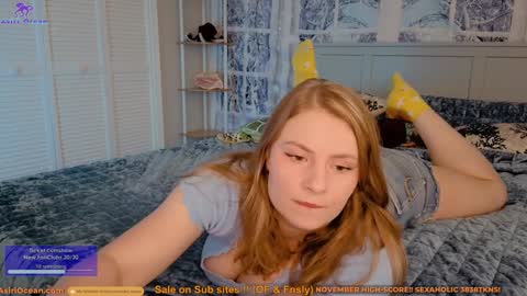 Snapshot of asiri_ocean chatting on December 1, 7:19 pm Asiri pronounced Ah-siri Please no nicknames 3 online show from December 1, 7:19 pm