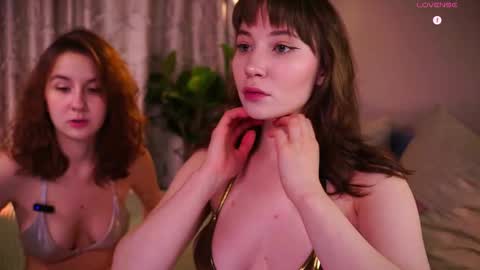 Audrey online show from November 23, 1:55 pm