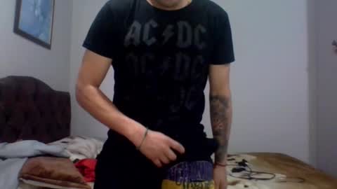 Snapshot of asmethepoker11 chatting on February 18, 3:54 pm Antonio online show from February 18, 3:54 pm