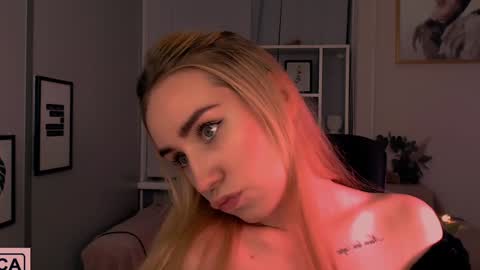 Snapshot of asol_muah chatting on December 29, 12:52 am Asol online show from December 29, 12:52 am