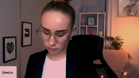 Snapshot of asol_muah chatting on January 2, 8:35 pm Asol online show from January 2, 8:35 pm