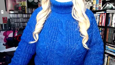 Snapshot of aspen_vale chatting on November 29, 5:38 pm Aspen Vale online show from November 29, 5:38 pm