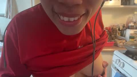 Snapshot of assert32 chatting on December 14, 7:18 pm Patty online show from December 14, 7:18 pm