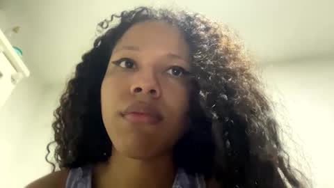 assiavilla1 online show from February 24, 2:19 am