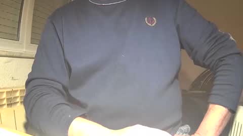 Snapshot of astelover chatting on December 23, 8:36 pm astelover online show from December 23, 8:36 pm