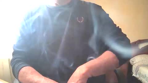 Snapshot of astelover chatting on January 5, 2:52 pm astelover online show from January 5, 2:52 pm