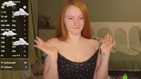 Snapshot of astoria_ross_ chatting on February 10, 3:32 pm Astoria online show from February 10, 3:32 pm