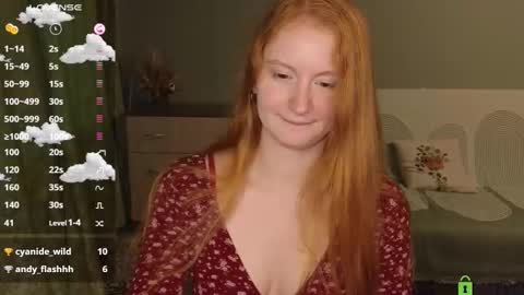 Snapshot of astoria_ross_ chatting on September 24, 3:15 pm Astoria online show from September 24, 3:15 pm