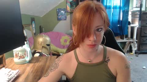 Snapshot of astraeasiren chatting on September 19, 5:57 pm AstraeaSiren online show from September 19, 5:57 pm
