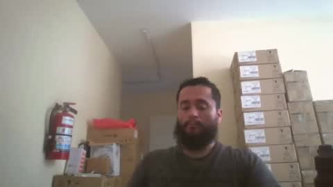 Snapshot of astro_boy_01 chatting on April 28, 8:36 pm astro_boy_01 online show from April 28, 8:36 pm