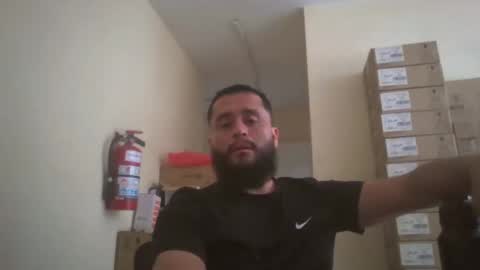 Snapshot of astro_boy_01 chatting on May 8, 8:36 pm astro_boy_01 online show from May 8, 8:36 pm
