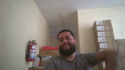 Snapshot of astro_boy_01 chatting on May 18, 9:20 pm astro_boy_01 online show from May 18, 9:20 pm