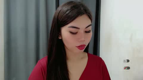 Snapshot of asuna_charming chatting on January 27, 5:58 pm asuna_charming online show from January 27, 5:58 pm