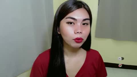 Snapshot of asuna_charming chatting on February 10, 6:03 pm asuna_charming online show from February 10, 6:03 pm