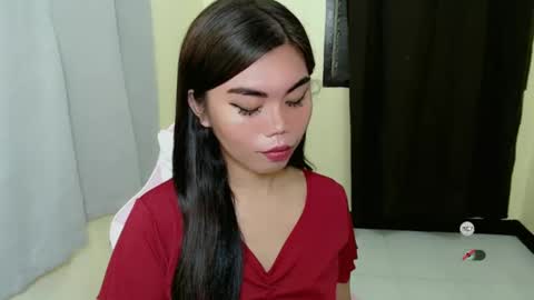 Snapshot of asuna_charming chatting on February 14, 5:25 pm asuna_charming online show from February 14, 5:25 pm