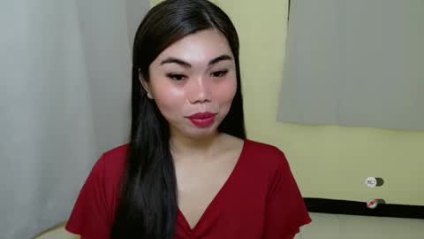 Snapshot of asuna_charming chatting on February 26, 1:19 pm asuna_charming online show from February 26, 1:19 pm