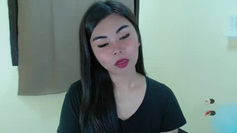 Snapshot of asuna_charming chatting on March 2, 8:29 pm asuna_charming online show from March 2, 8:29 pm